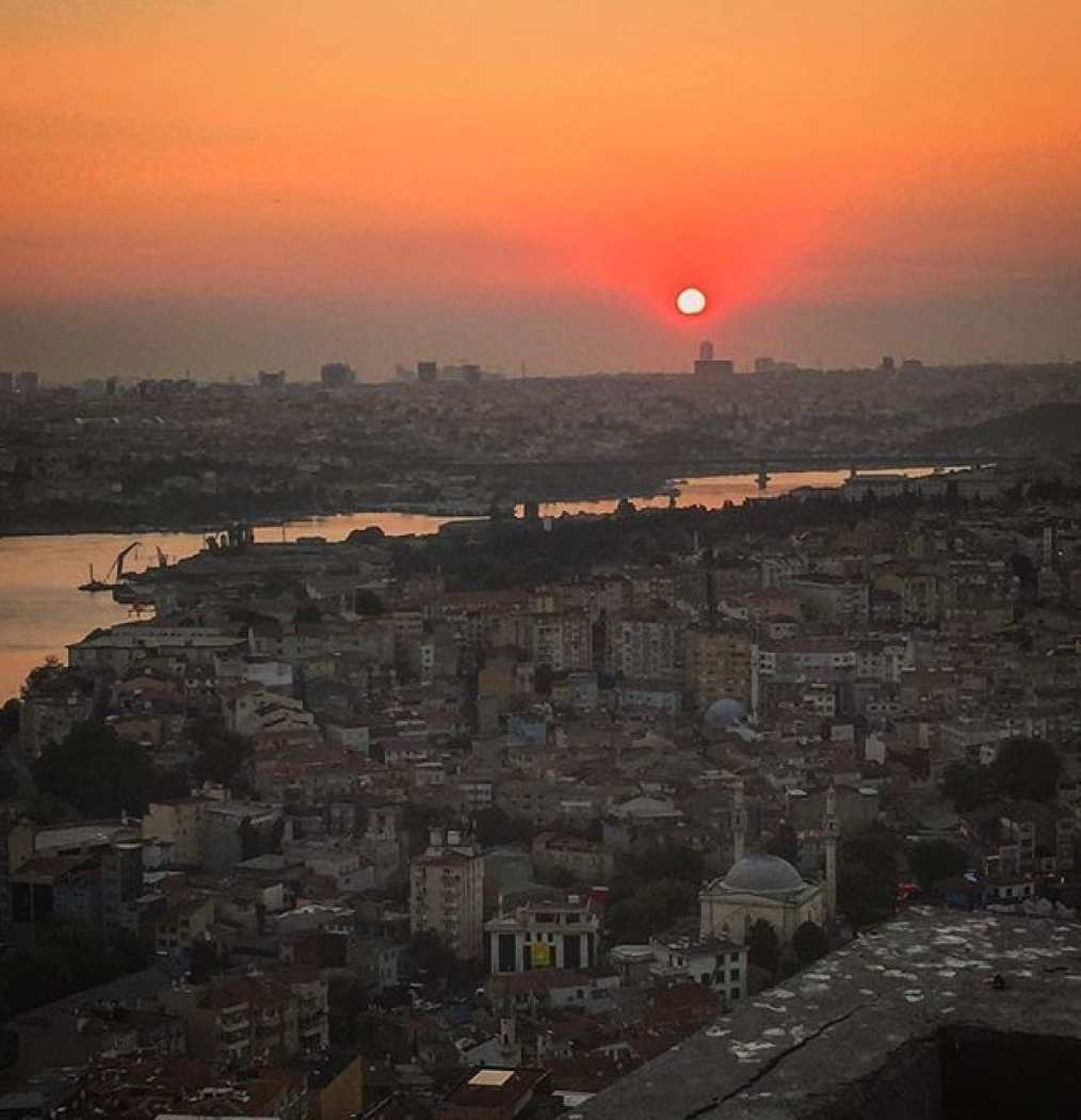 #goodnight #istanbul #turkey #arabiannights #sunset #fireintheskt