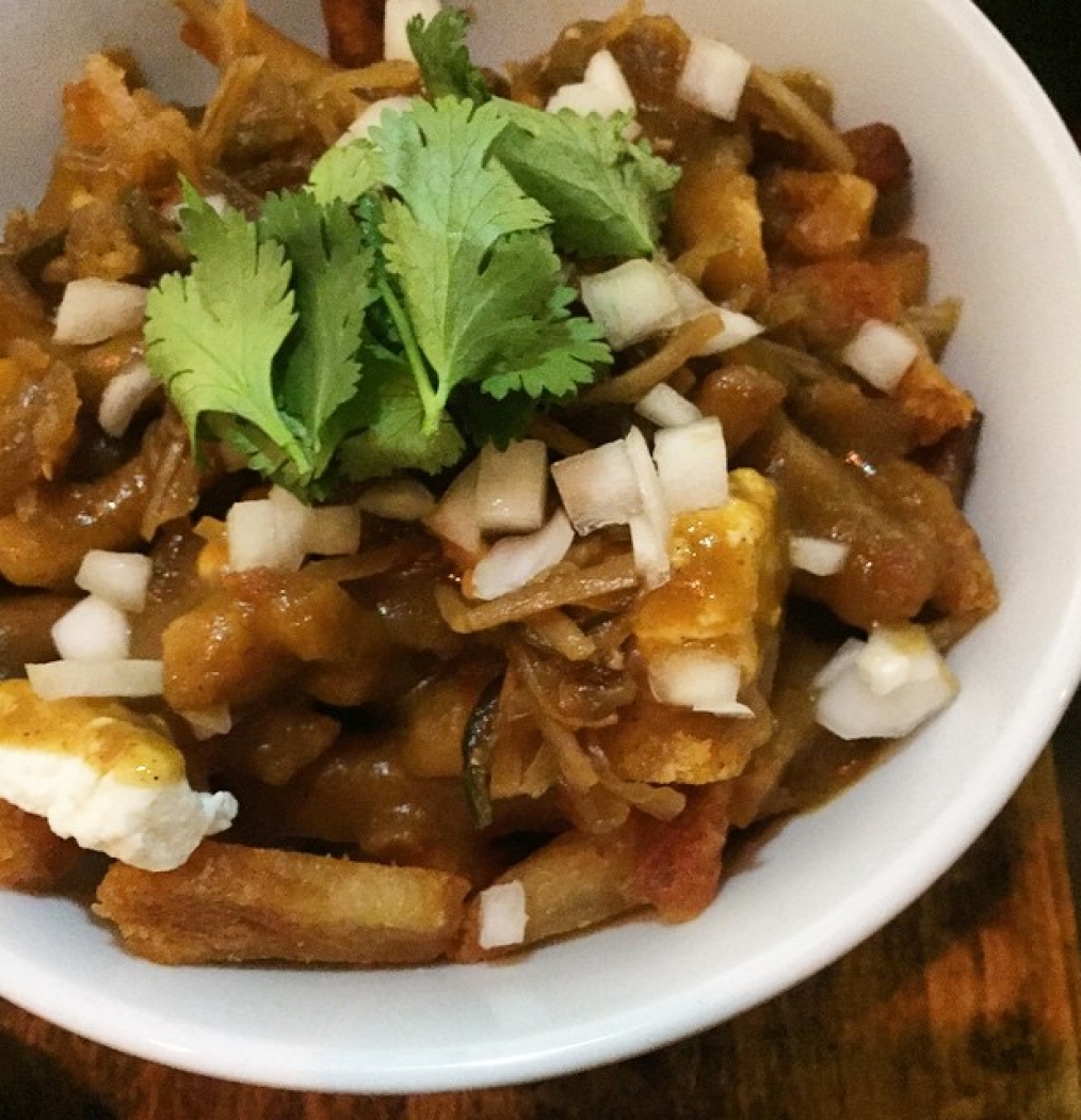 Chef sends out Paneer Curried Fries, we thank the stars we're alive. #chefamandacohen @dirtcandynyc #food #vegetarian #restaurants #nyc #downtown #EEEEEATS #stonedfood #wowwowwow