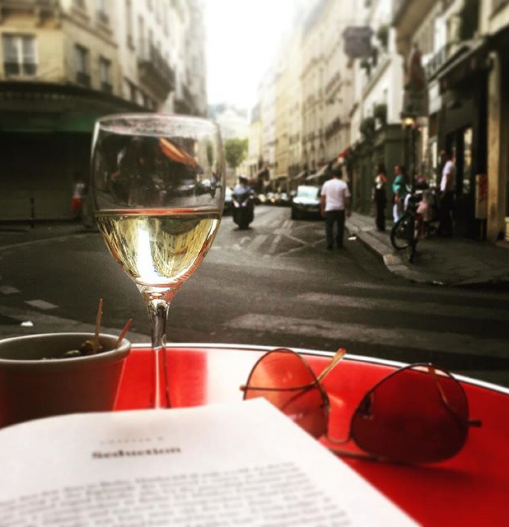 My now. #paris #lasttango #perfect #howisummer #sancerre #wine #book #happy #wheninfrance