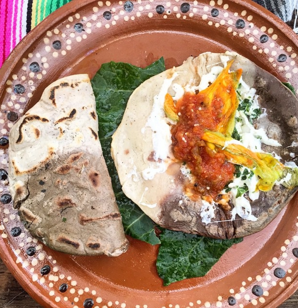 Flor de Calabaza Quesadilla (the other is mole). #thebestkindofquesadilla #mexico #streetfood #morelia #moreliaenboca @meboficial #food #foodporn #lunch #paracomer