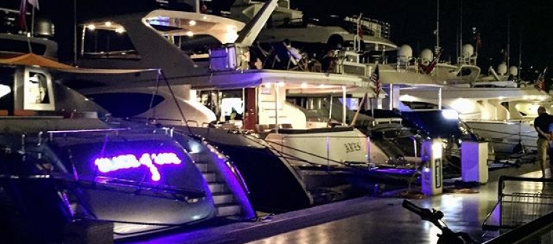 #bodrum #bynight #yachts #moneybaby #billionairesrow #filthyrich #turkey #travel #nightlife #seaside