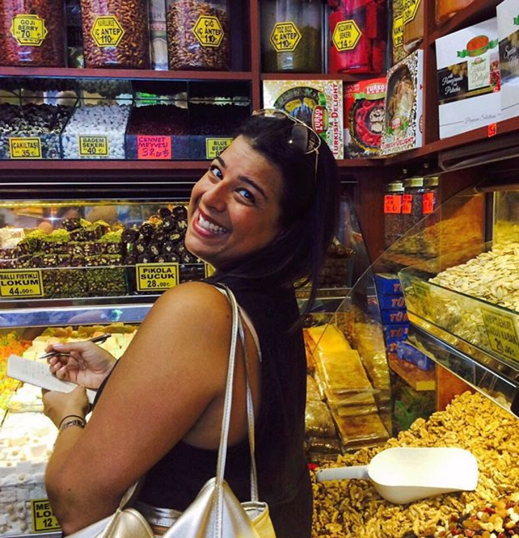 Dispatches from the Spice Market. #workin #writerlife #istanbul #turkey #notes #travel #writer #oldcity #penpluspaper #heymariesmile (: @withoutmaps)