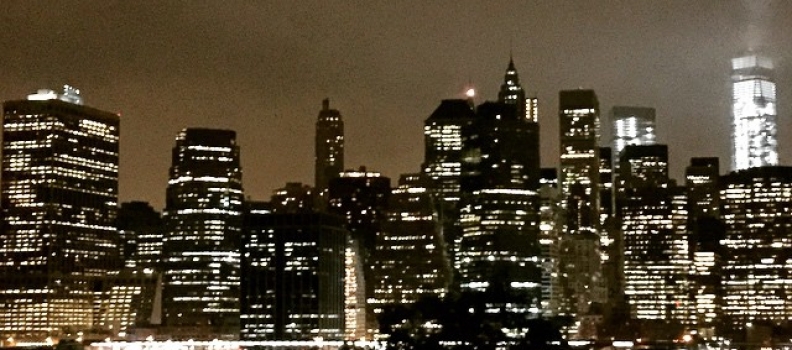 #theviewfromhere #brooklyn #nyc #iloveny #mycity #heart #cloudynycnights #downtown