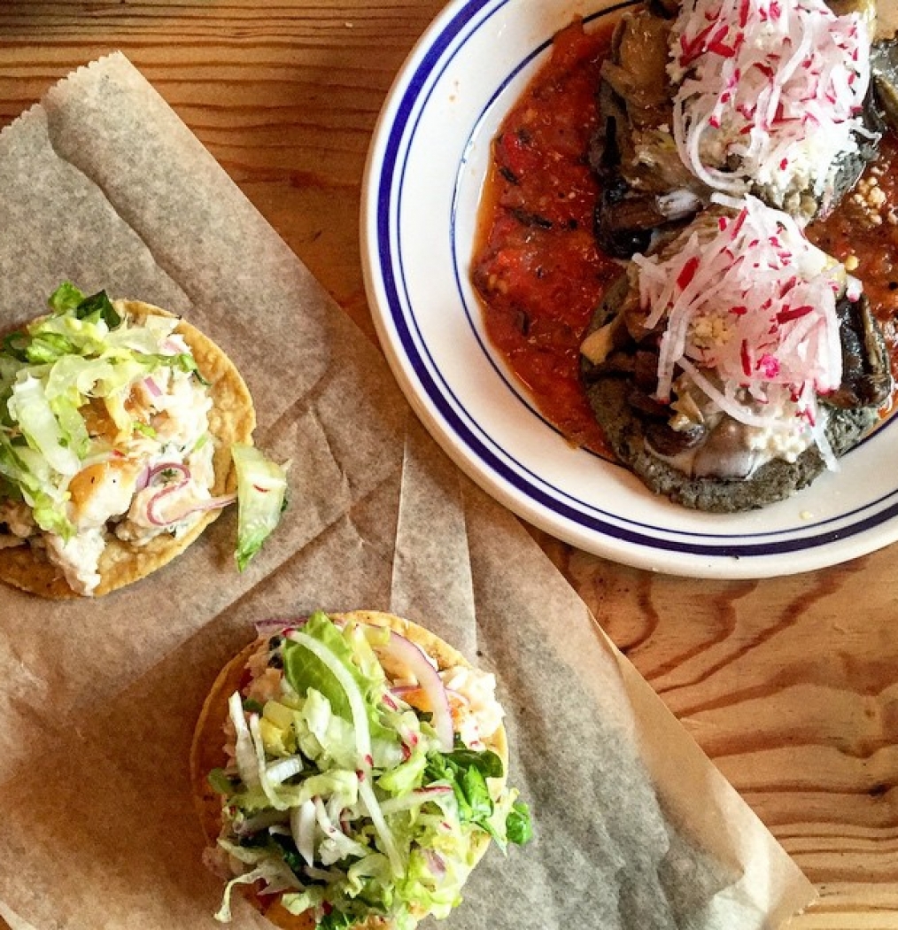 Welcome @rosiesnyc! An AMAZING new addition to #Mexican in #NYC — made better hanging with @shawlash. #bravo (Left: tostadas de salpicon de mahi. Right: memelitas de frijoles) #mexicanfood #mexico #therealdeal #food #nyc #eastvillage #marcmeyer #restaurants #foodporn #instafood #newandnoteworthy #goherenow #itsallaboutthemasa