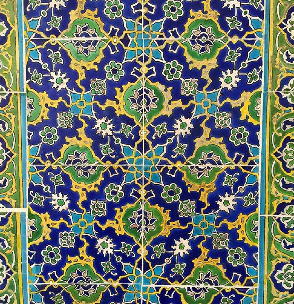 Tiles, Turkey. #topkapipalace #istanbul #turkey #tiles #architecture #design #centuriesold #palace #turks #istanbulwasconstantinople #tourist #sightseeingwithsarah