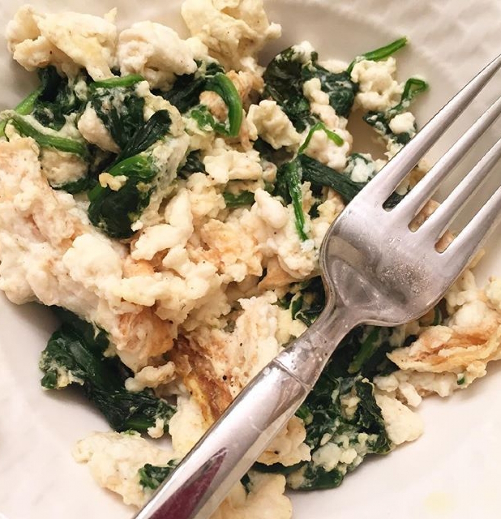 Take that, sugar. #weekonedone #nosugar #detox #healthy #eggs #spinach #eatclean #sundays #feelgreat #changeisgood