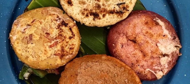 Gorditas, four types of corn: pink, white, yellow + masa con frijoles inflada (inflated, bottom). Simple, amazing. #mexico #mexicocity #food #instafood #nicos #classic #traditional #foodporn #corn #masa #niztamalizacion #puro #gorditas #masa