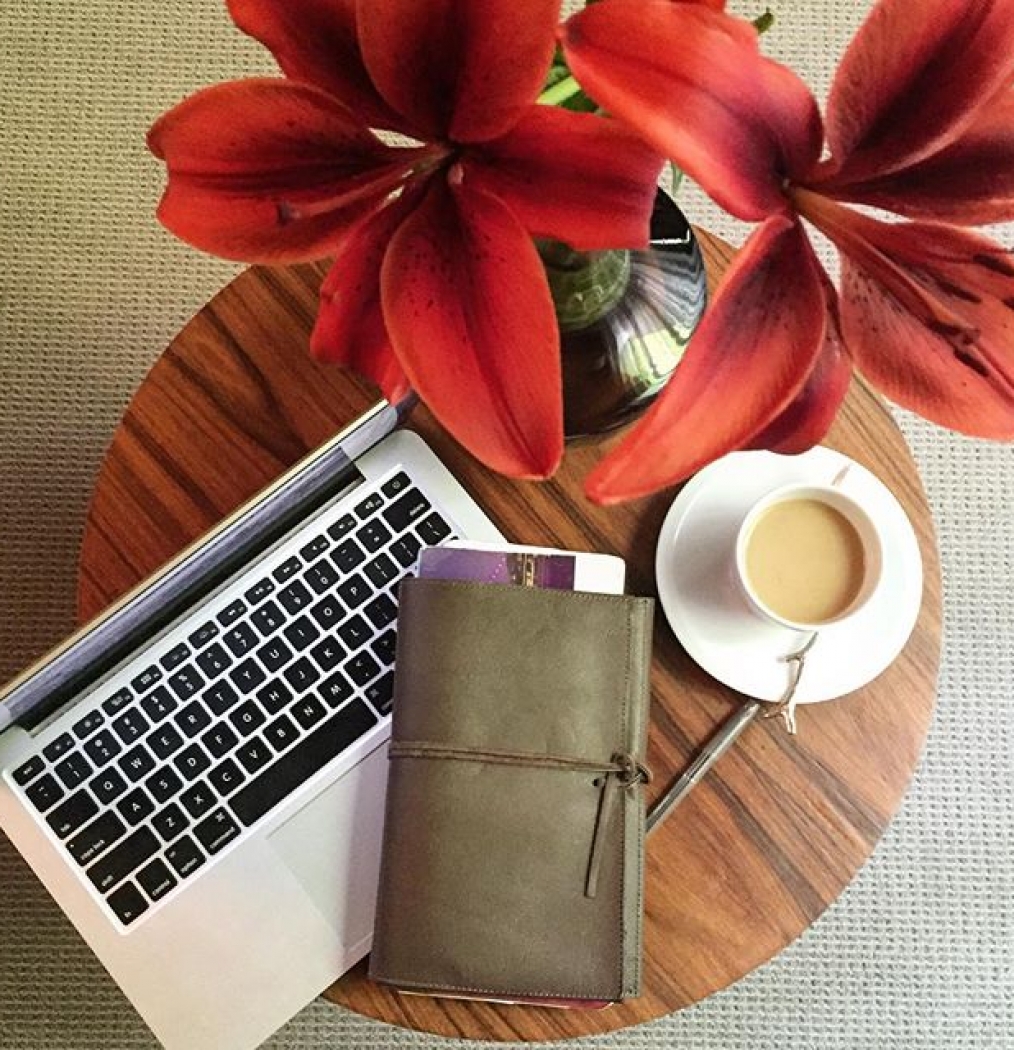 Second start to the day: tried and true wins every time. #hippodrome #yesichangedhotels #theotherhadissues #condesa #hotels #travel #smalldetails #lilies #mexico #mexicocity #spacesilove #design #interiordesign #homeaway #workin