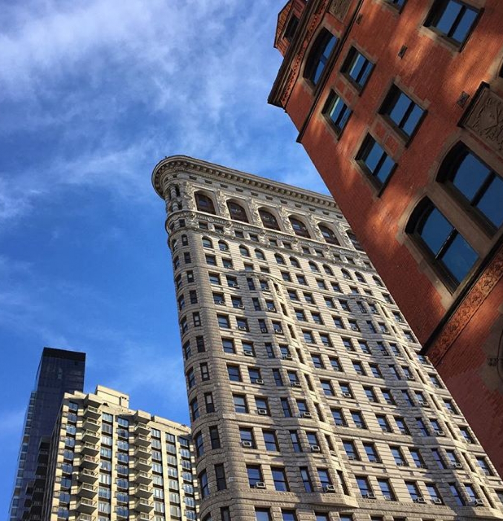 #lookup #nyc #flatiron #architecture #iloveny #myhome