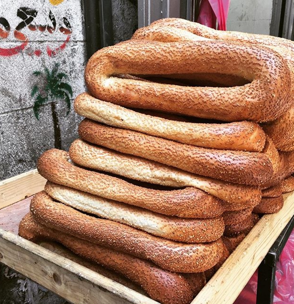 Give us this day our daily bread: #Jerusalem. #Israel #oldcity #travel #howisummer #eattheworld #eeeeeats #carbs