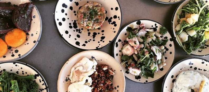 Mezze w/the wonderful Ofra at #MantaRay. Thank you for the intro, @naamashefi!! #israel #telaviv #beachfront #howisummer #eattheworld #eeeeeats #instafood #mezze #sunset