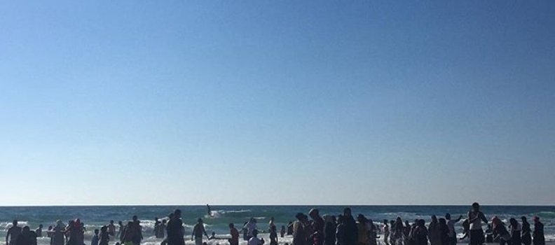 Celebrating the end of Ramadan, today the beaches are packed. #telaviv #israel #ramadan #tradition #holiday