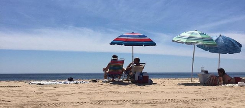 Monday + Montauk. #howisummer #bliss #montauk #beachlife #eastend #relax #breathe #summer #august