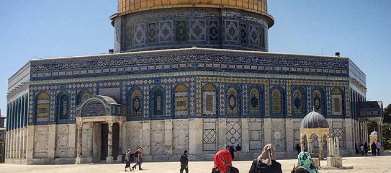 Dome of the Rock, Temple Mount. (Aka, the other side of the Western Wall) #domeoftherock #templemount #jerusalem #israel #holycity #muslim #howisummer #oldcity #travel #explore #walledcity #religion